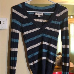 Great condition women’s American Eagle Sweater
